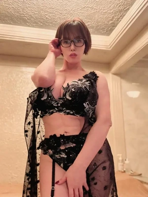 眼鏡っ娘