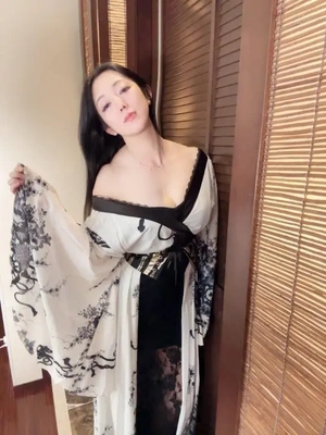 「下心擽るフェティッシュな世界へ」