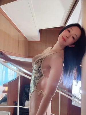 「遺伝子が出る所を決壊させる快感」