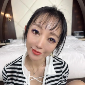 「誰にも見せないアへ顔をももに見せて☆」 