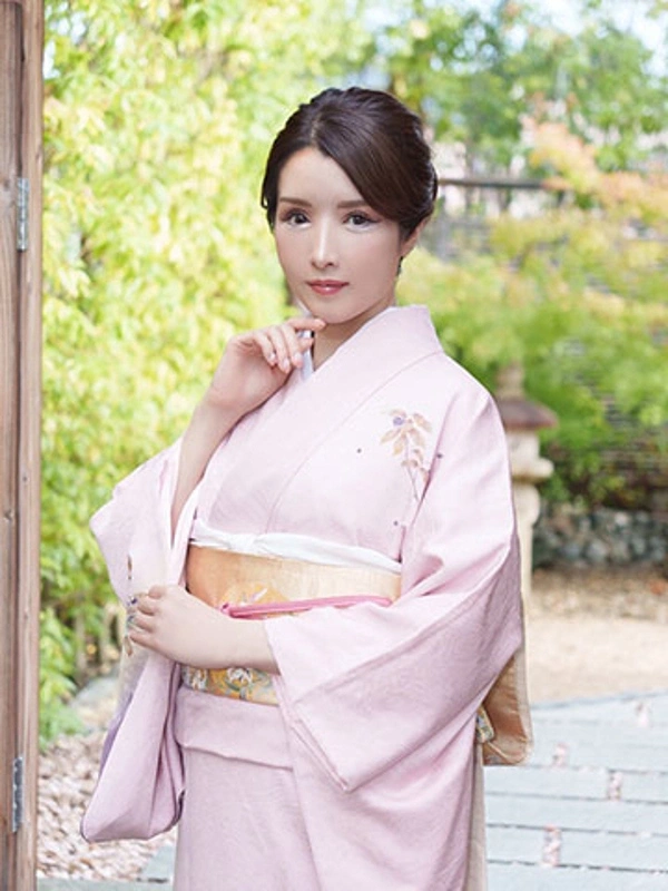 白石ゆかり