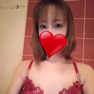 今日のお店での、りさ♡