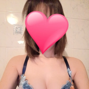 明日はお休みです♡