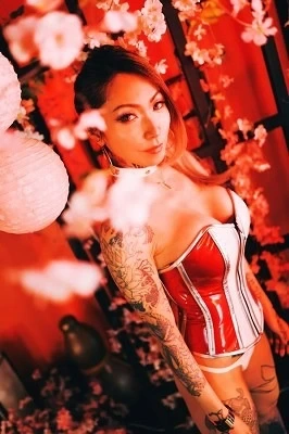 本当の快楽と解放を。美形長身女王様です!みずき女王様★