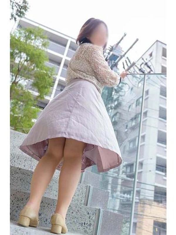 にこ