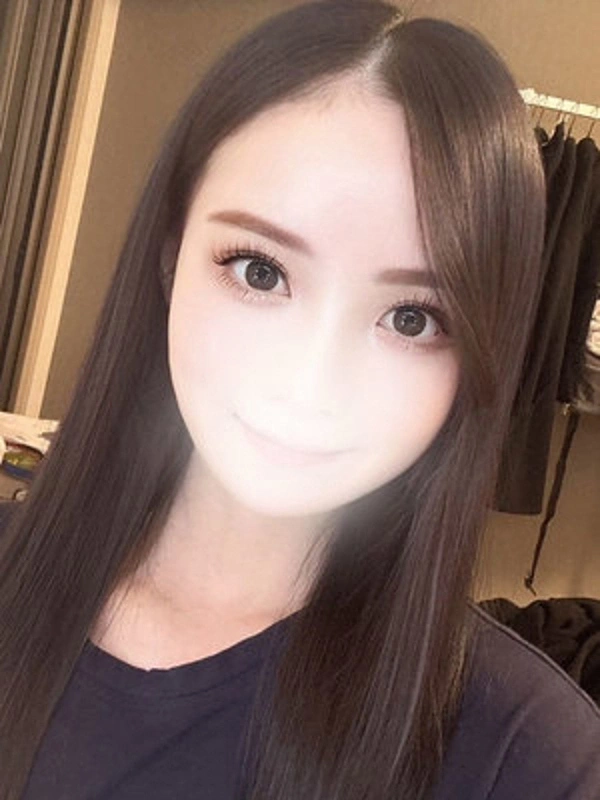 秋本りさ