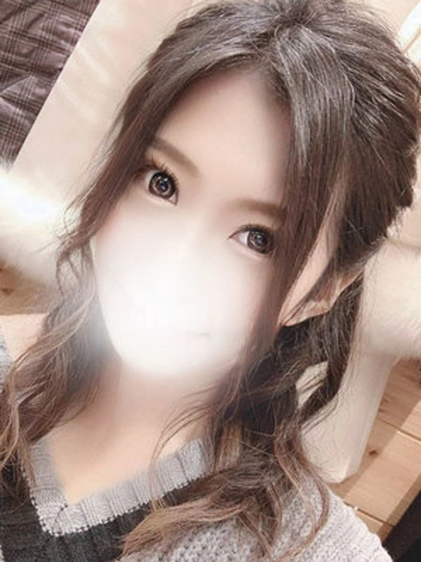 高田ひなの