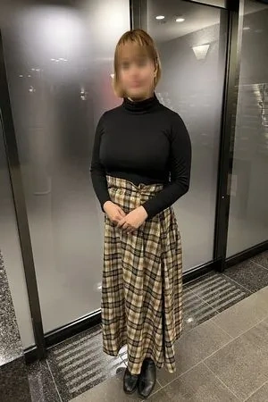 当店デリヘルデビューになりますが、恋人接客で優しい気配りが出来る巨乳美人のまさえ