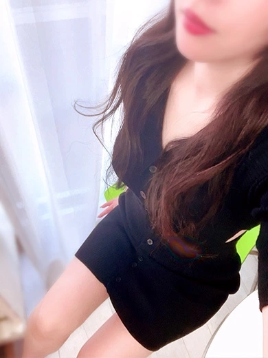 まや.