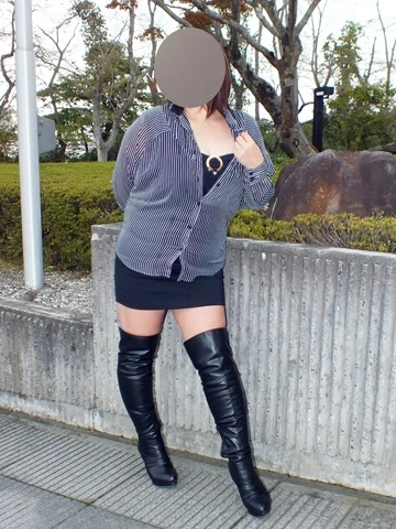 ☆エッチで敏感ぽっちゃり肉娘を貴方の元へお届け☆
