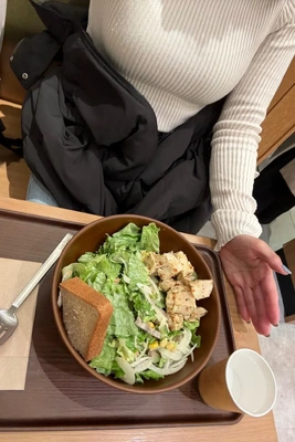 今日のよるごはんは、サラダボウル🥗