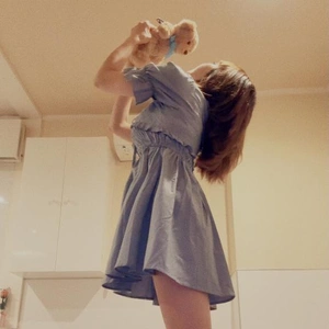 今日のコスプレは？なに。😇？
