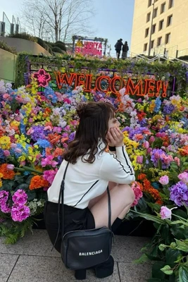 港区女子に私もなる( ・ㅂ・)و ̑̑!!(ワンピース風?😂)