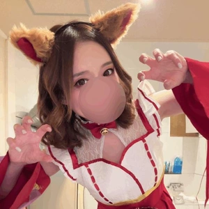 元旦からのコスプレです🪭狐巫女コスプレです。