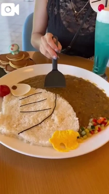 ドラえもんじゃカレーの大きさ‼️どうよ?わかるかな?