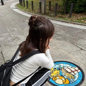 お久しぶりの『私どっち』？クイズ出してますう😇🫷