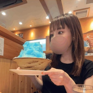 喉が渇いたから🫟かき氷🍧食べに来たあ。