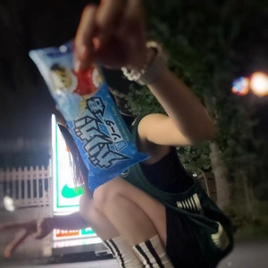 食べないで、いるのに...最近食べてるなあ🫩