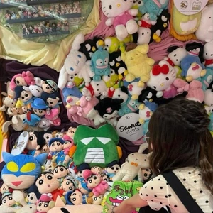 こうゆいガチャガチャした部屋に...