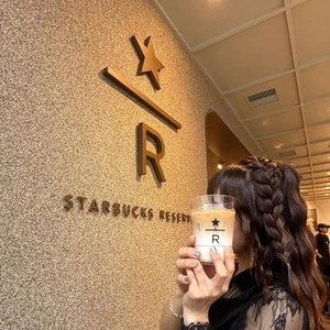 スタバベーカリー☕️✨1号店へ行ってきたよ🚩😇🚩