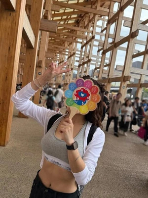 大屋根リングには、人がたくさんいたよ😇