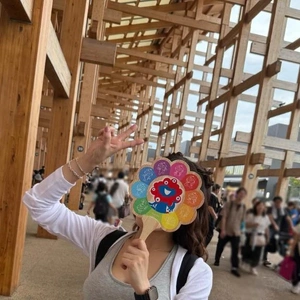 大屋根リングには、人がたくさんいたよ😇