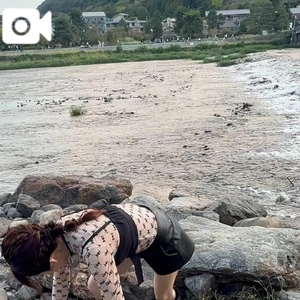 結構急なの！だけど...どうしても立ちたい👍