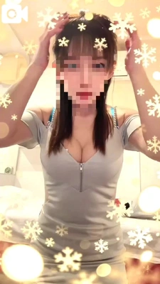 谷間♡むっちりTIKTOK🩶