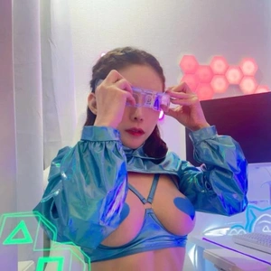 シールは優しく剥がしてね🩶