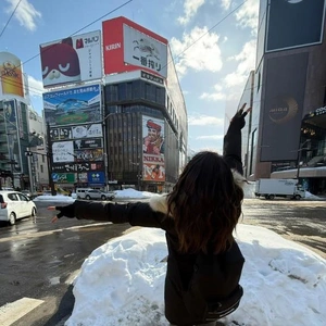 ニッカ前で写真を撮る📸 これ←あと何回やるんだろう🤭🤭