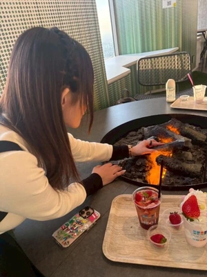 熱いの全然平気なおんな。😳✌️