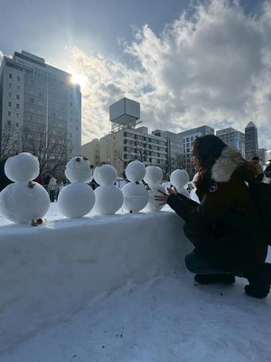雪まつり初日に行ったから...雪だるまが⛄️少ない。