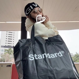 みなみちゃんのカメラま  ん📸やってたよお。✨️