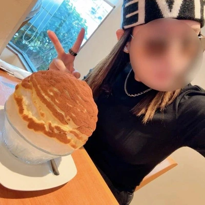 暖かい日でも..かき氷食べると秒で寒くなる😭