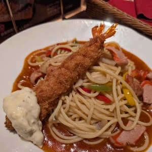 名古屋超えて万博行こうか迷う
