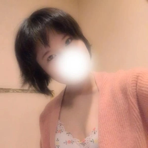 今の髪の毛こんな感じです・・・