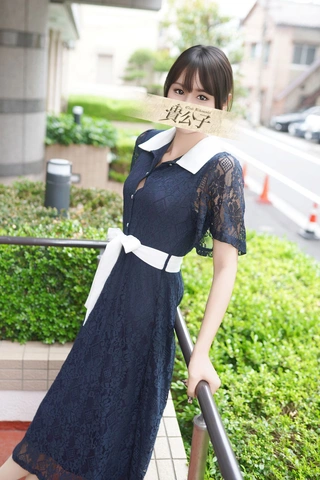 業界初の彼女が・・・