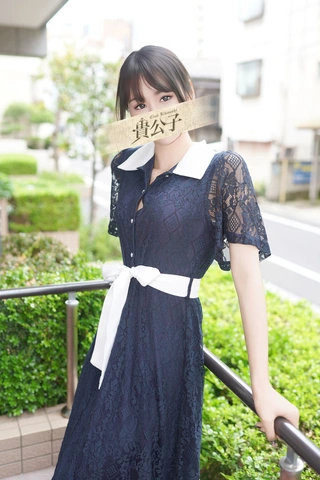 業界初の彼女が・・・