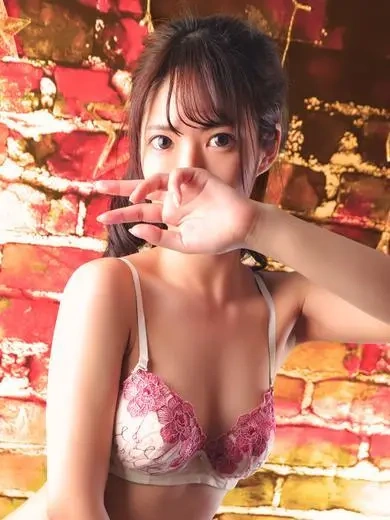 松山ひな