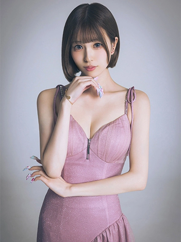 月野あいな