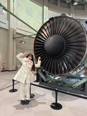 航空博物館と赤富士