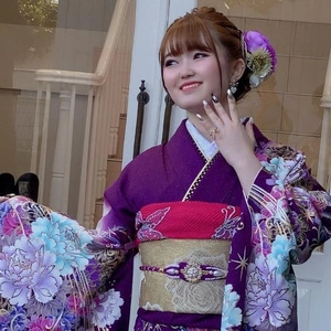 見た目が20歳に見えるらしい???