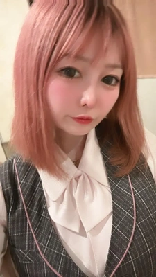 求：ギャル秘書