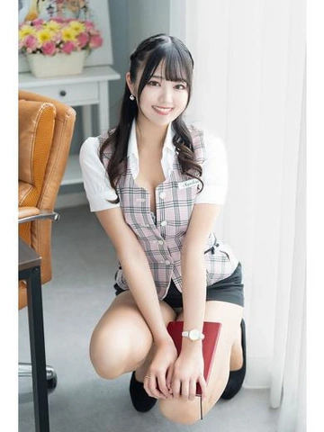 【水愛】黒髪清純派の敏感娘！