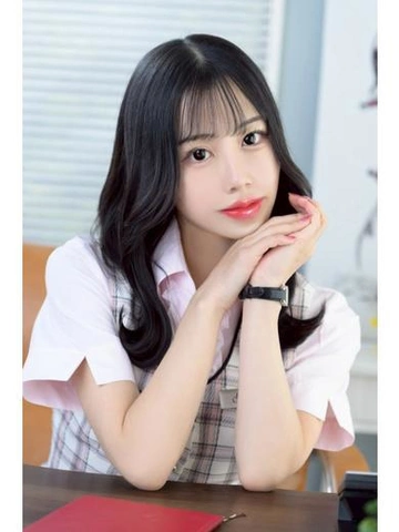 【翼】清楚系で実は小悪魔痴女!?