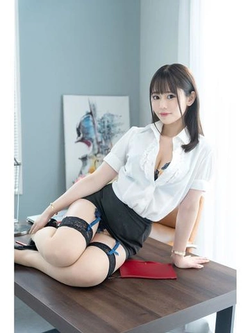 【ひなみ】Iカップを密着させて乱れます！