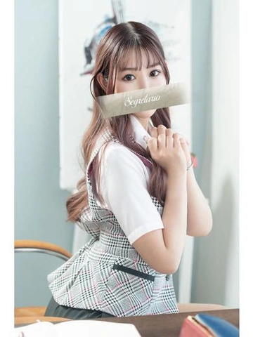 【あいな】弾力バツグン美巨乳！！！