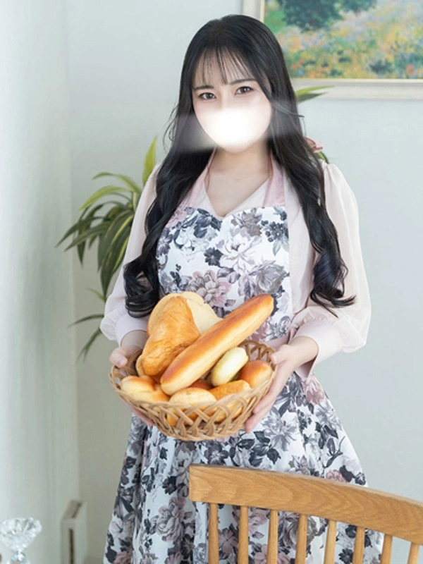 菜月理亜