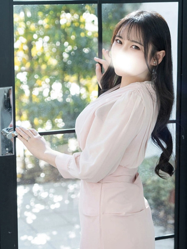 菜月理亜
