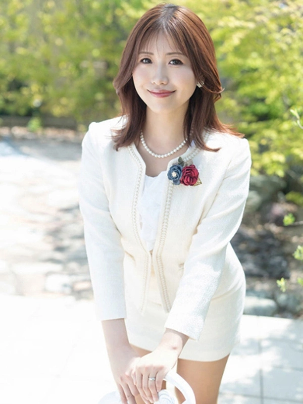 新妻涼子
